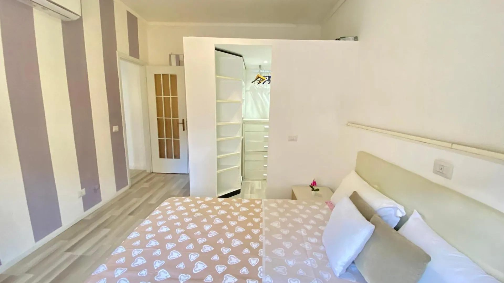 Lugano S&S Home, Moderna E Tranquilla, Vicino Al Centro Di Milano, Con Parcheggio Gratuito Esterno Italie