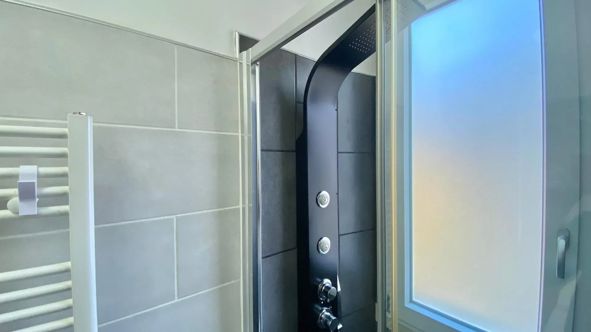 Lugano S&S Home, Moderna E Tranquilla, Vicino Al Centro Di Milano, Con Parcheggio Gratuito Esterno Appartement Milan