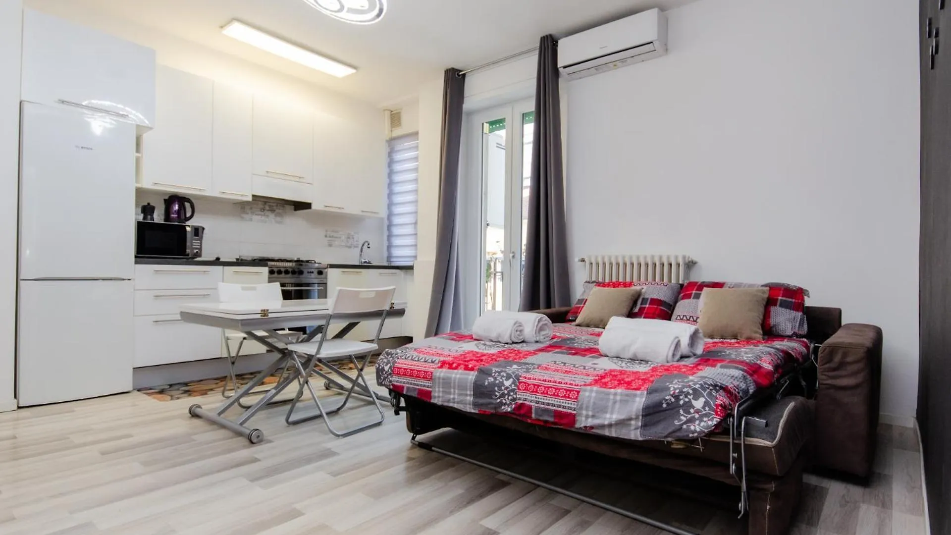 Lugano S&S Home, Moderna E Tranquilla, Vicino Al Centro Di Milano, Con Parcheggio Gratuito Esterno 0*, Milan Italie