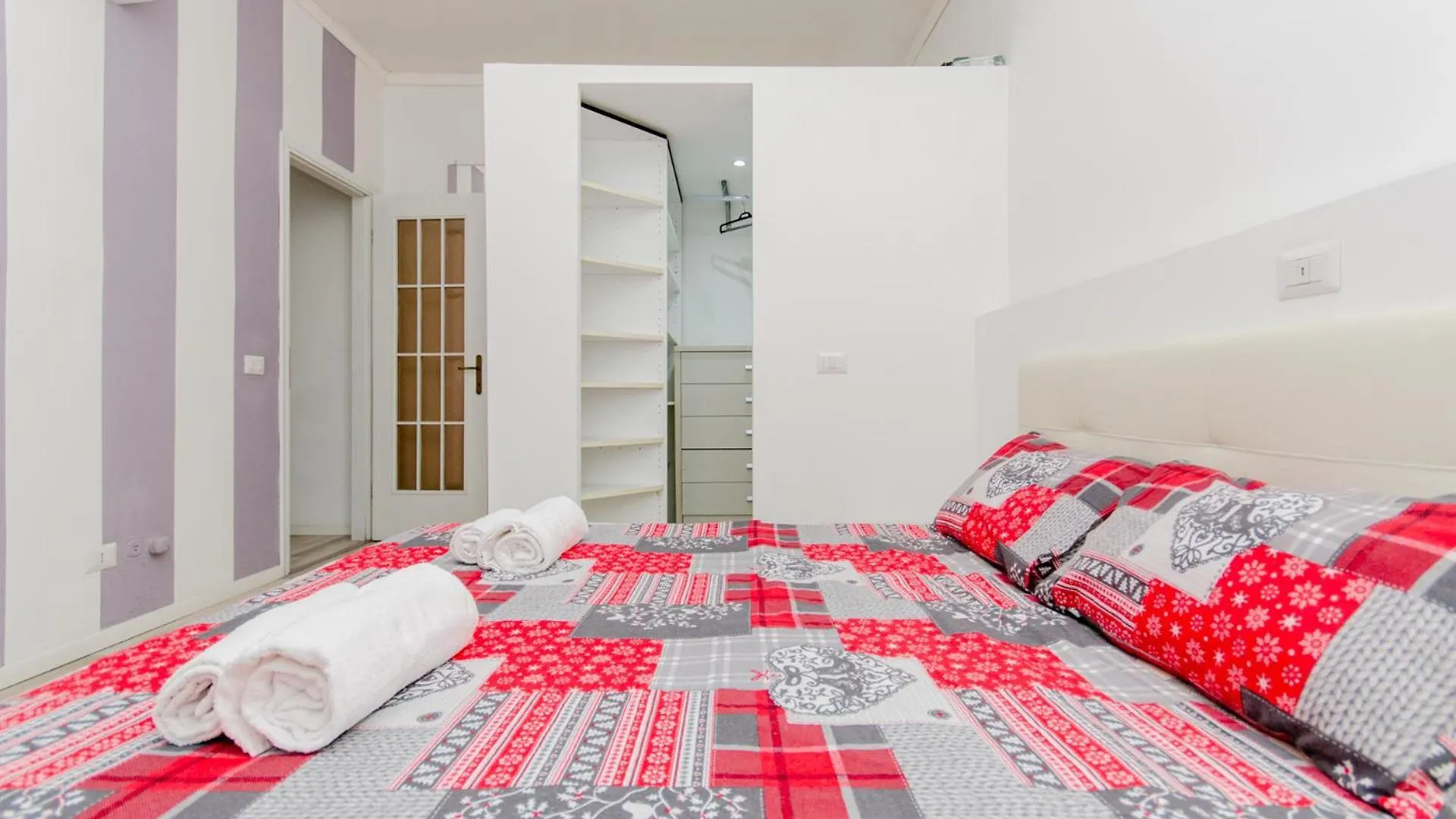 Lugano S&S Home, Moderna E Tranquilla, Vicino Al Centro Di Milano, Con Parcheggio Gratuito Esterno Appartement