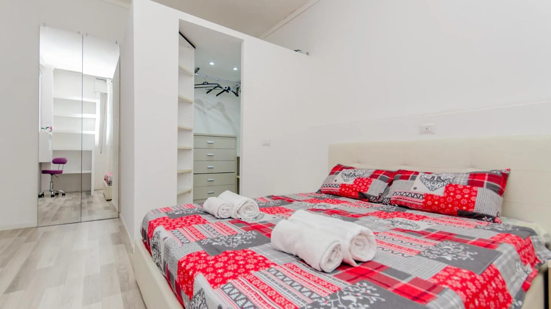 Lugano S&S Home, Moderna E Tranquilla, Vicino Al Centro Di Milano, Con Parcheggio Gratuito Esterno Appartement Milan