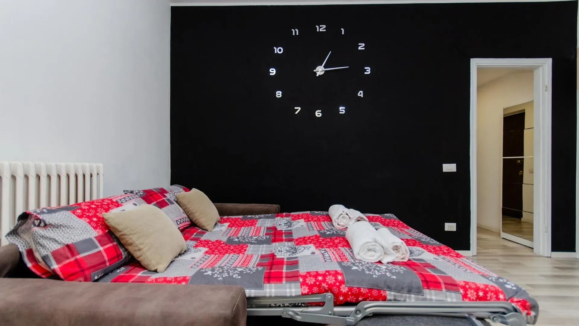 Lugano S&S Home, Moderna E Tranquilla, Vicino Al Centro Di Milano, Con Parcheggio Gratuito Esterno
